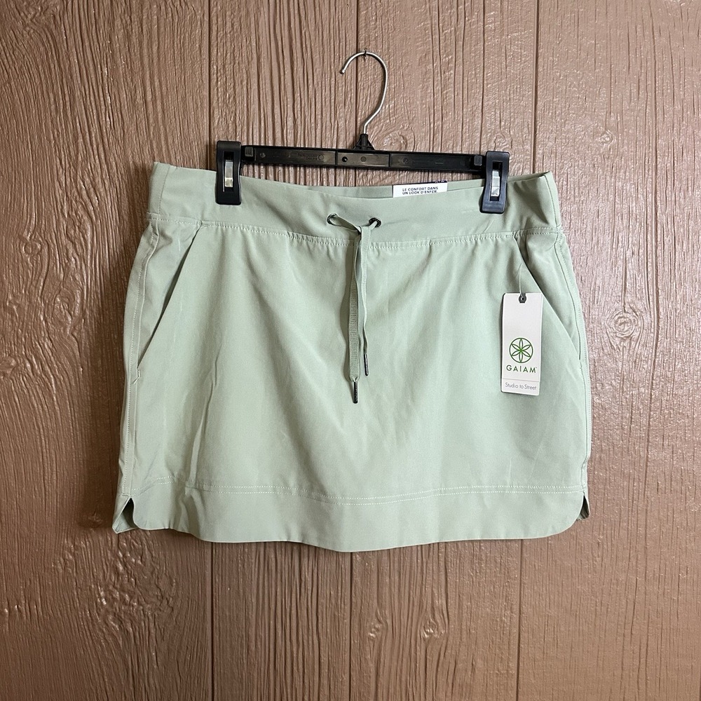 NWT Gaiam Skort Sz M Womens Green Workout Yoga Tennis Pickleball Golf Athleisure